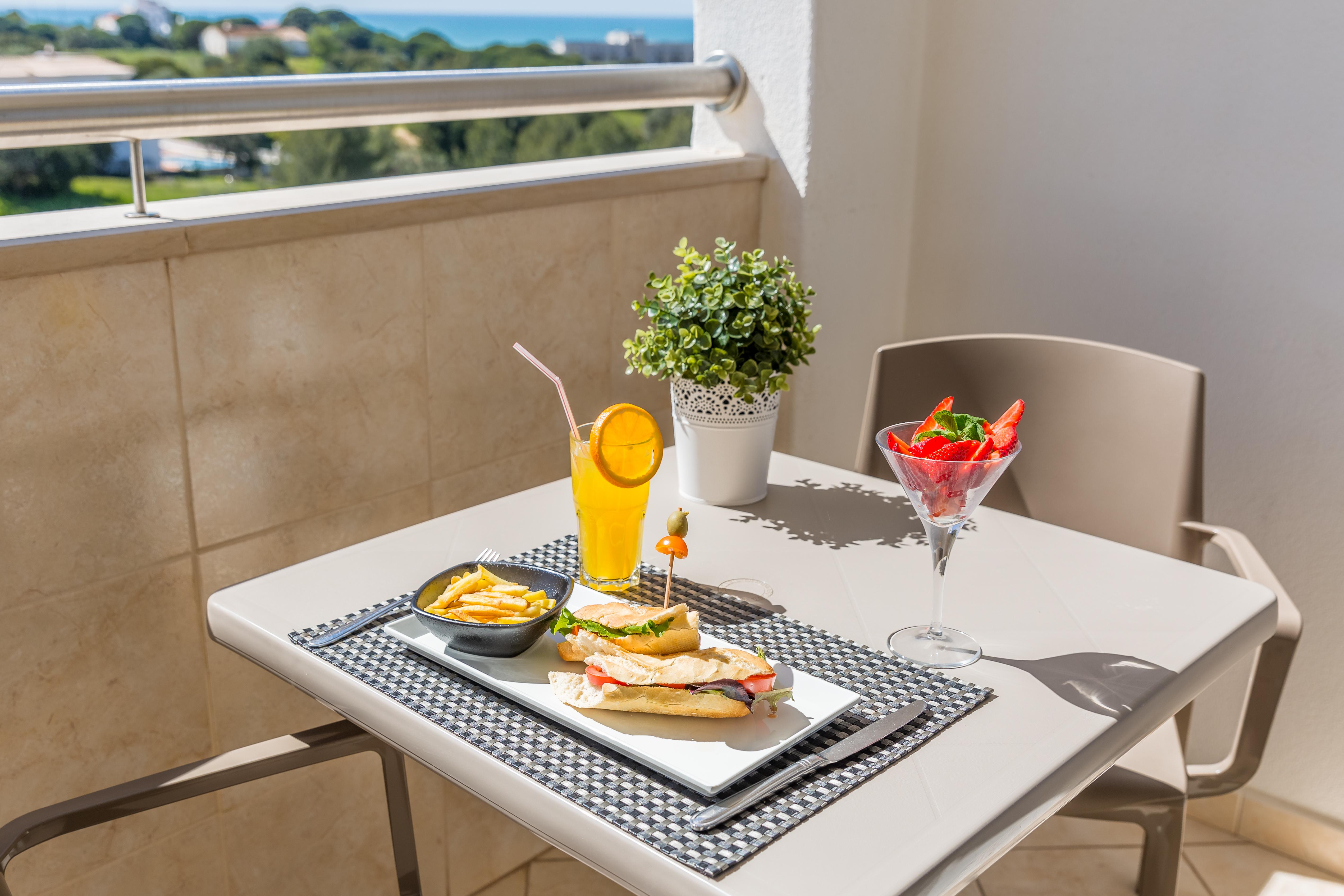 The Navigator - Solaqua Aparthotel